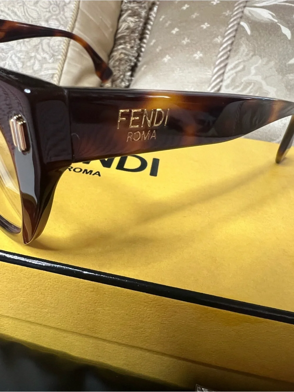 Fendi Roma Cat Eye Tortoise RX Eyeglass Frames FE50086I 053 New in Box